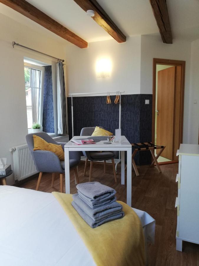 Pension Vila Hana Loket Exteriér fotografie